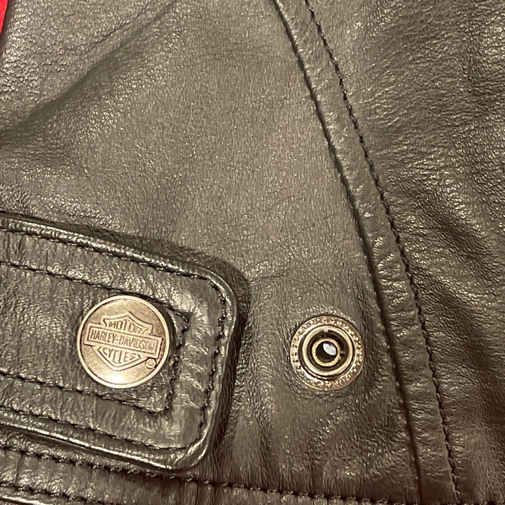 Harley Davidson women jacket size small it’s like 4-6 ( USA) - Picture 11 of 16